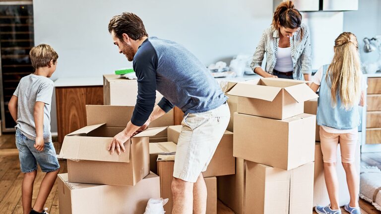 Sofa Transport Wien LKW + Fahrer 38 € / Stunde